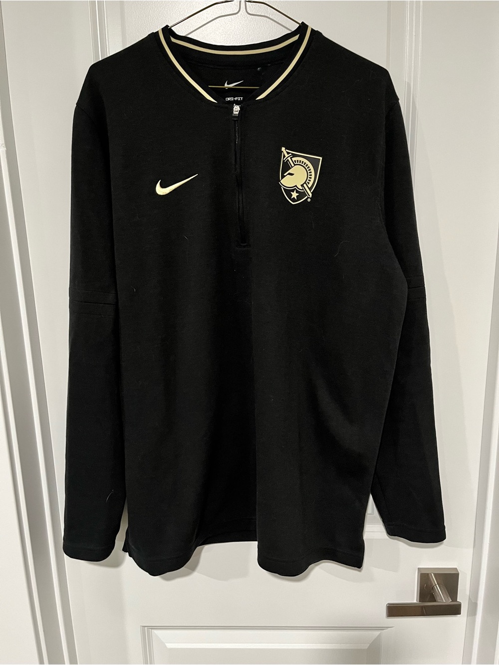 Men’s Size Large Nike West Point Quarter Zip